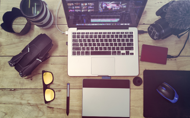 企業がYouTubeを継続的に運営するための体制構築